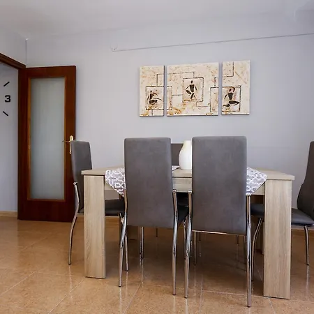 Chantalou Planet Costa Dorada Apartment *